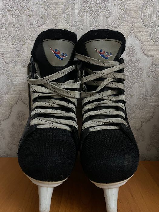 Продам детский коньки