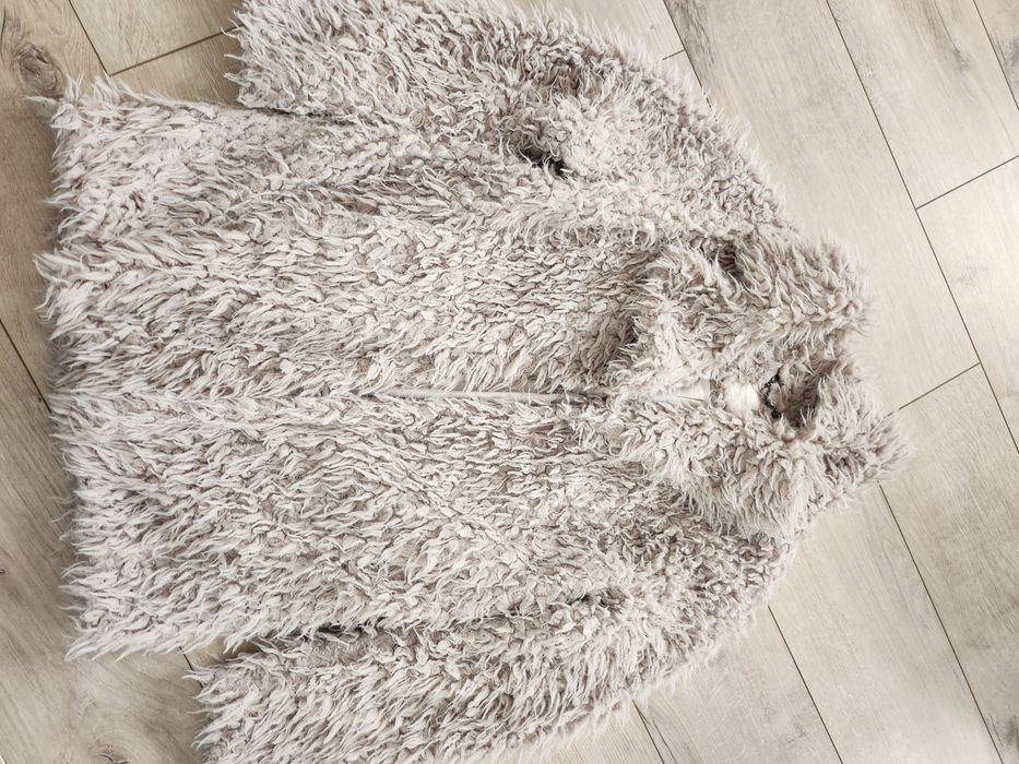 Палто в сив цвят размер М