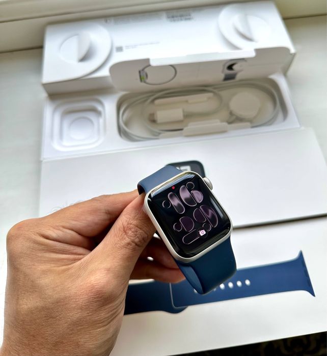 Iwatch se silver