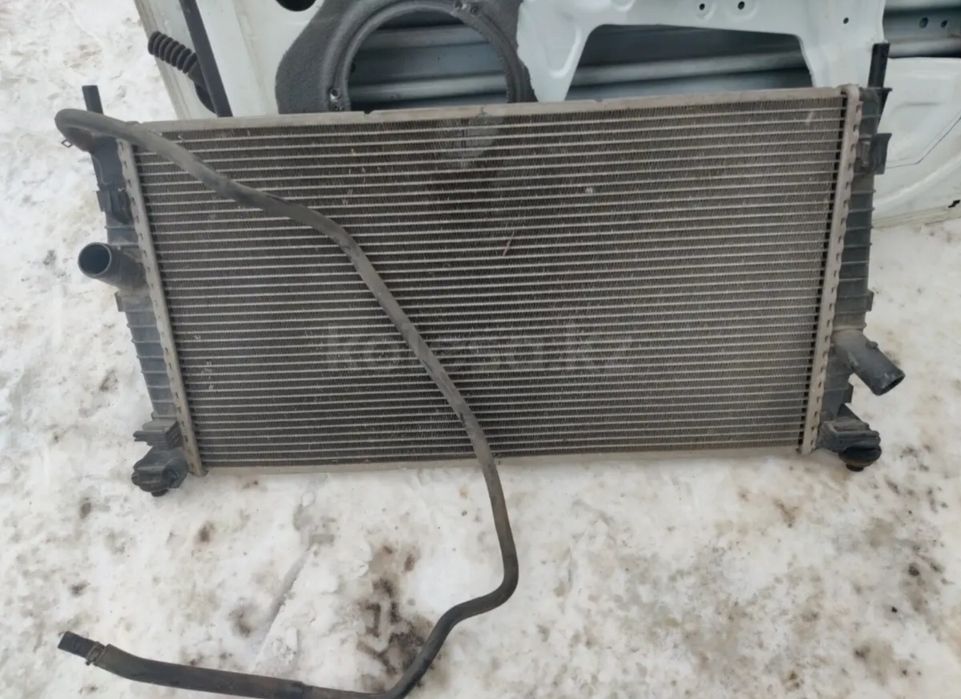 Радиатор охлаждения Мазда 3 Mazda