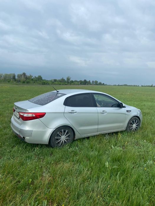 Продам машину Киа рио