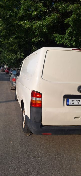 Vând VW T5, destinat transport marfa