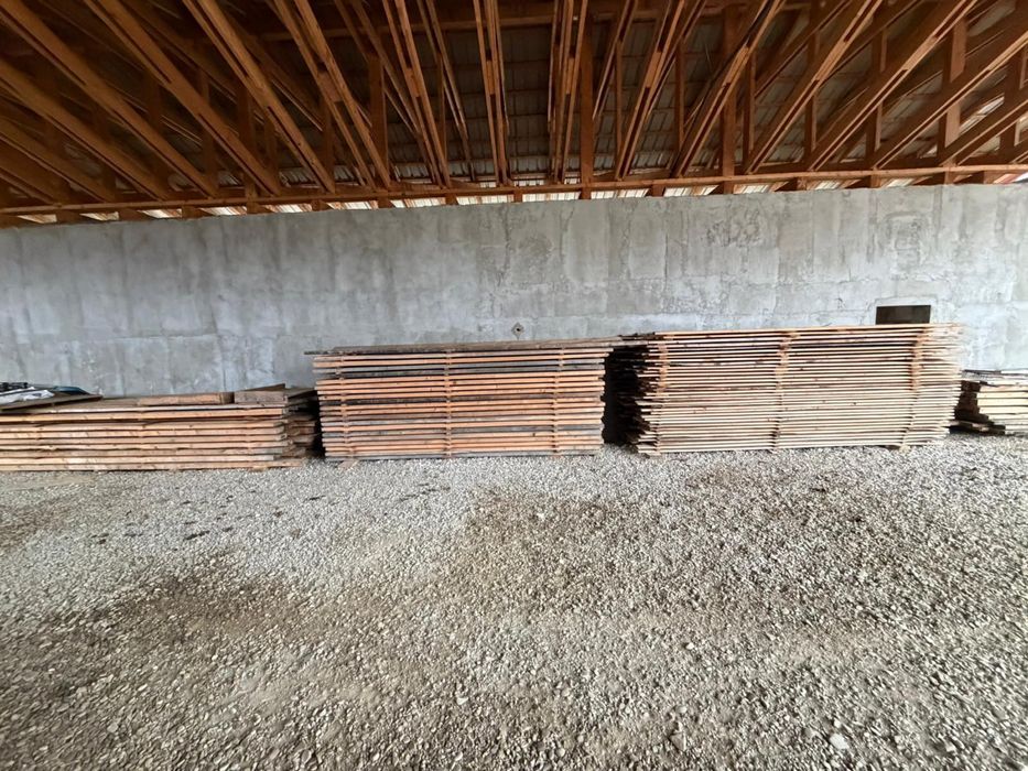 Vand cherestea si dulapi constructie