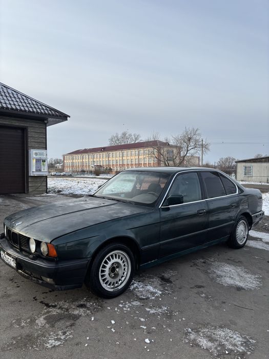 Срочно продам е34