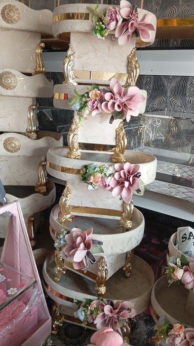 Sarpo uchun ajoyib har xil rangdagi naborlar