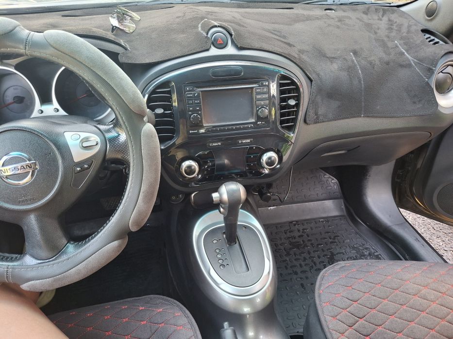 Продам машину Nissan juke