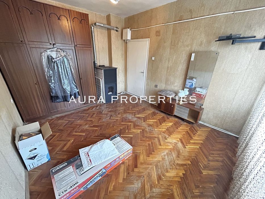 Продава се Тристаен апартамент в Разград, Център - 86 кв.м за 1423 €/кв.м - Снимка #6