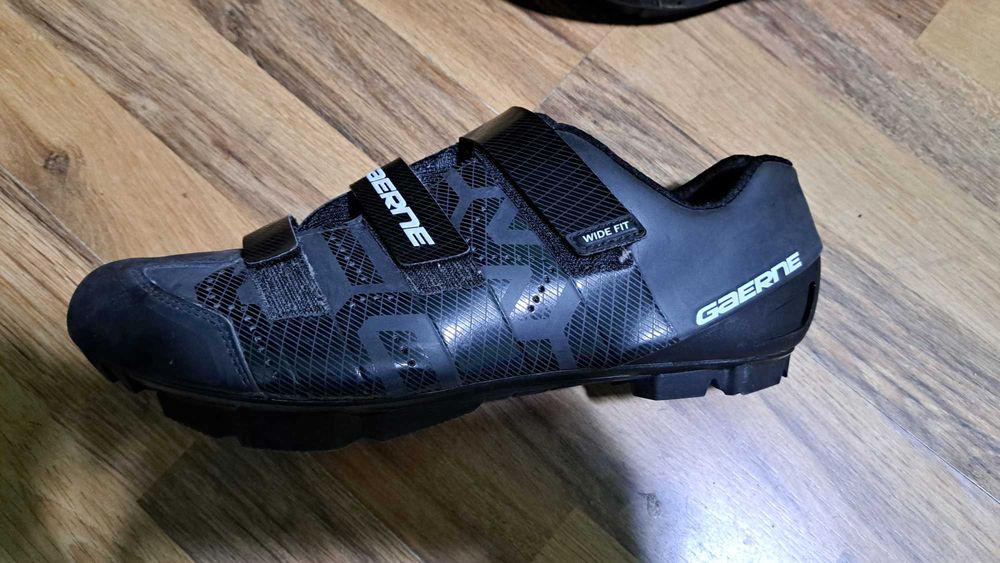 2 чифта-обувки за байк нови 46 и 47 номер