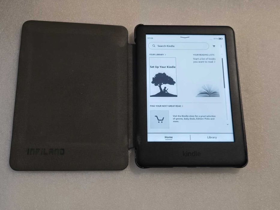 E-book reader Kindle 10th Gen, 8GB, Wi-Fi, Iluminata, 167 ppi, Husă