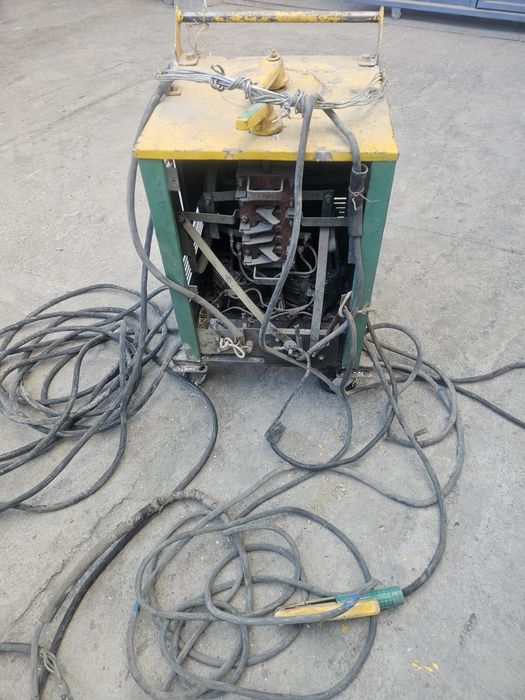 Продам сварочный аппарат  380 / 220