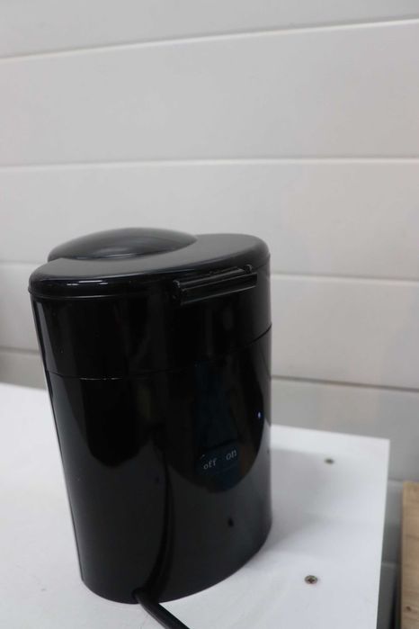 Clatronic KA3356 Автоматична керамична кафемашина с подвижен филтър