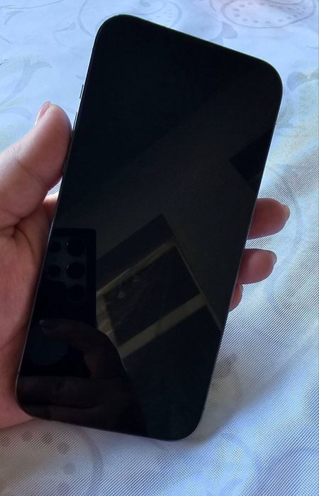 iPhone13pro max ideal holatda surochni sotiladi