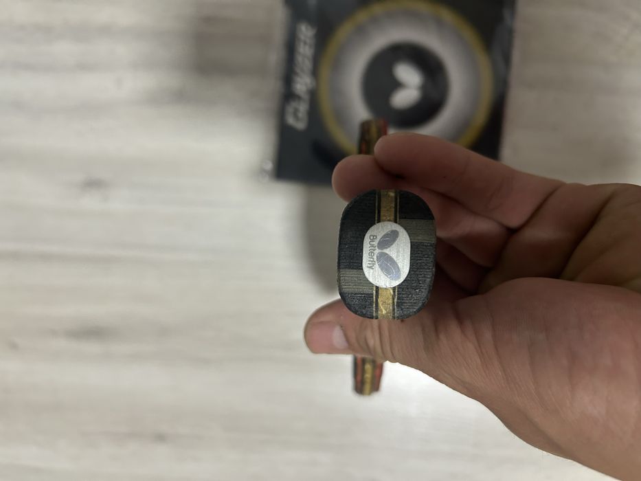 paleta butterfly timo boll + fața glyzed black