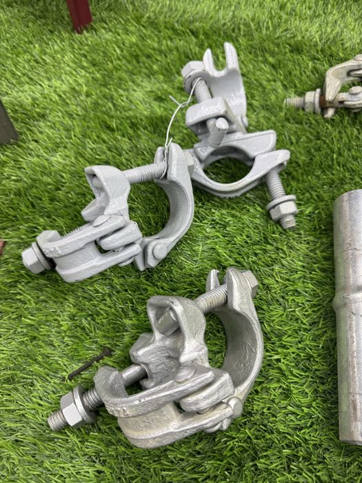 Хомуты для строительных леса поворотные