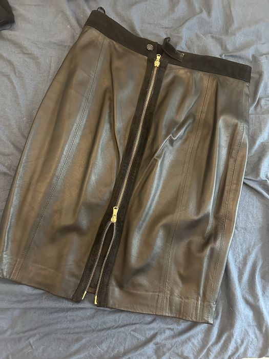 Fusta din piele naturala