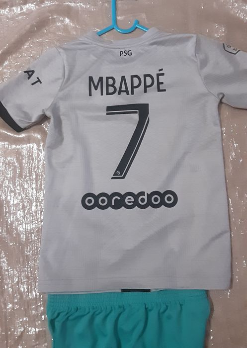 (S 122-128) ) NIKE детски  оригинален екип