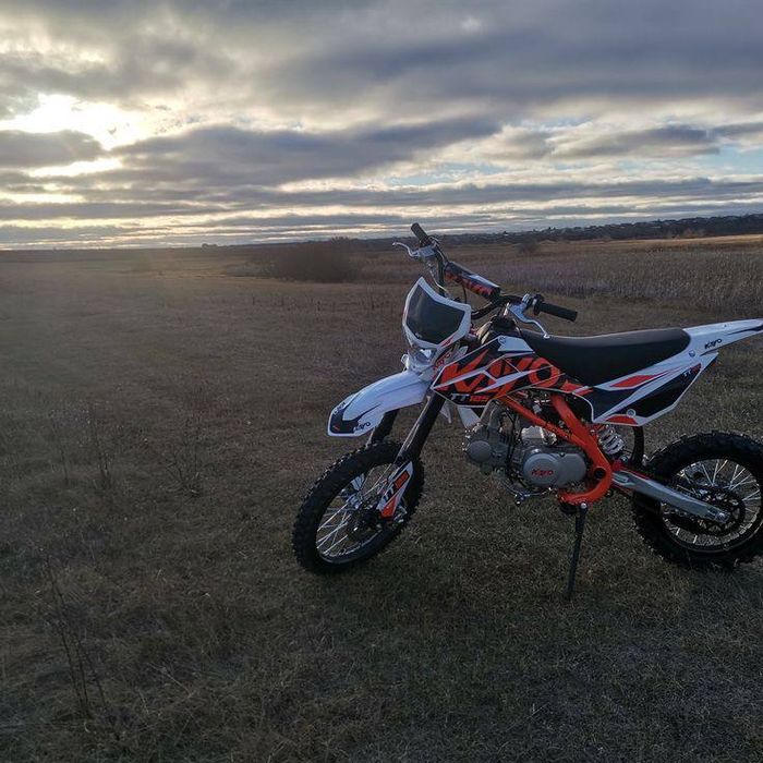 Kayo tt125 торг адекватный. Ездил только 2 месяца новый.