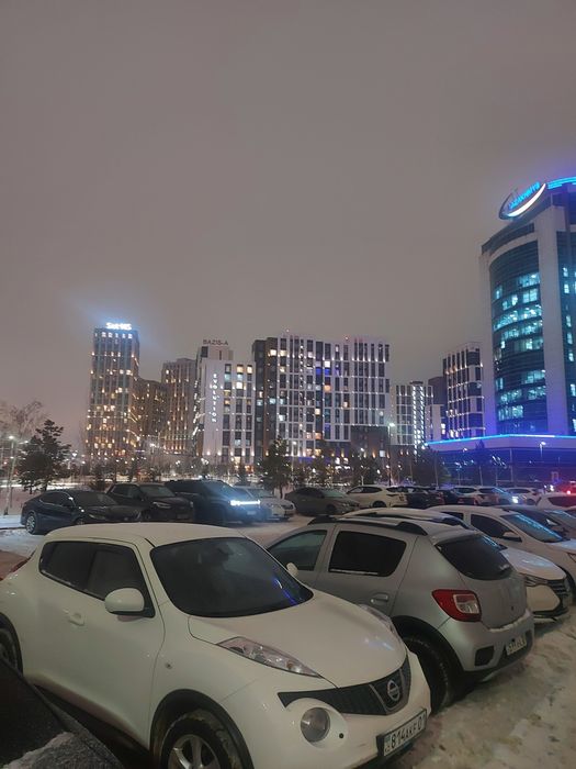 Подселение девушку