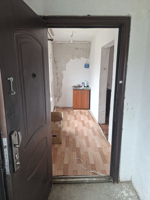 Аренды комната обшжита