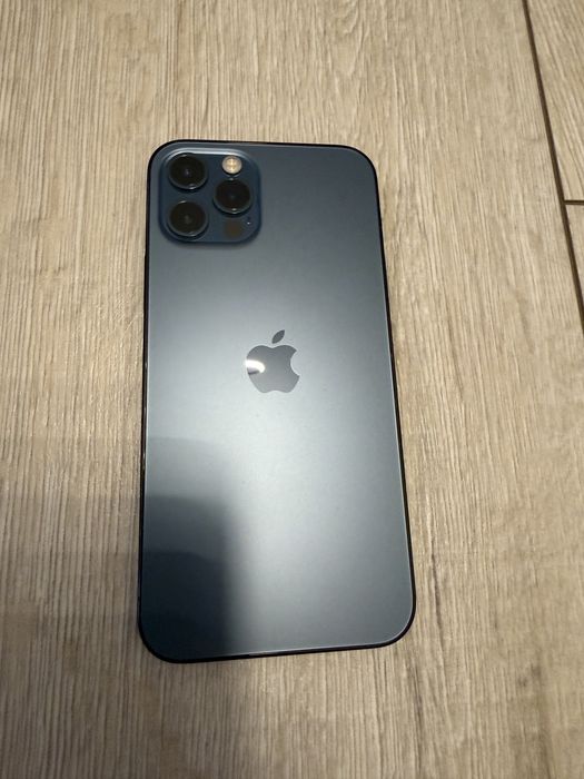 Vând Iphone 12 pro, 256gb, Pacific Blue