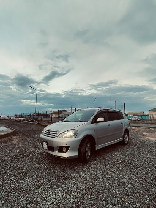 Toyota Ipsum 2002