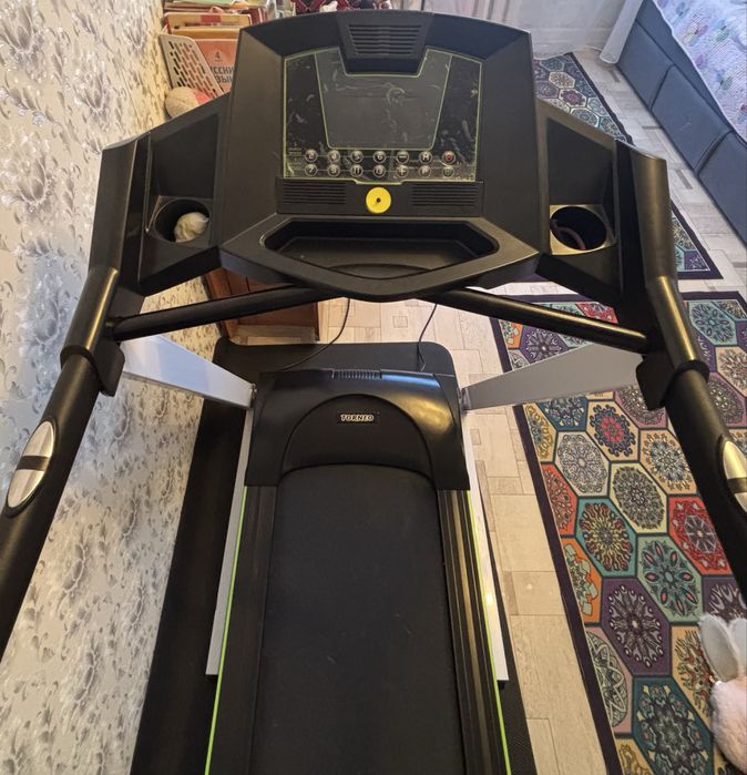 Беговую дорожку Torneo