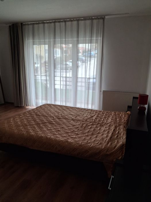 Proprietar vând apartament în Floresti, 46mp ,boxă la subsol, parcare