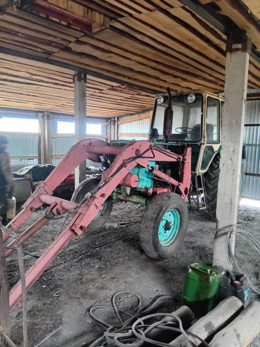 Трактор ЮМЗ продам