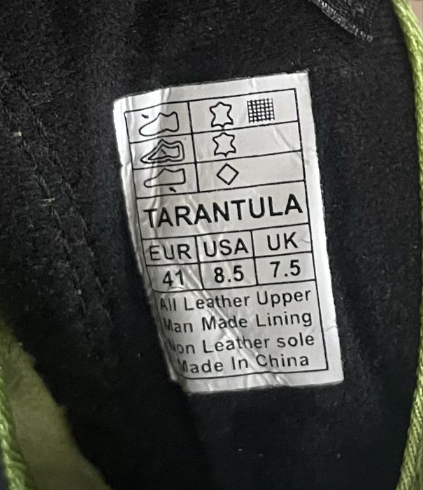 Vând espadrile de cățărare La Sportiva