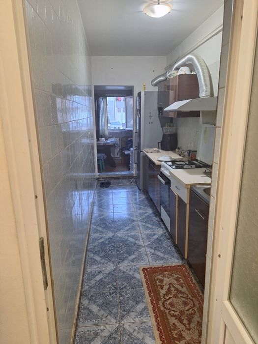 Apartament de vanzare 2 camere 54 m plus beci 17 m