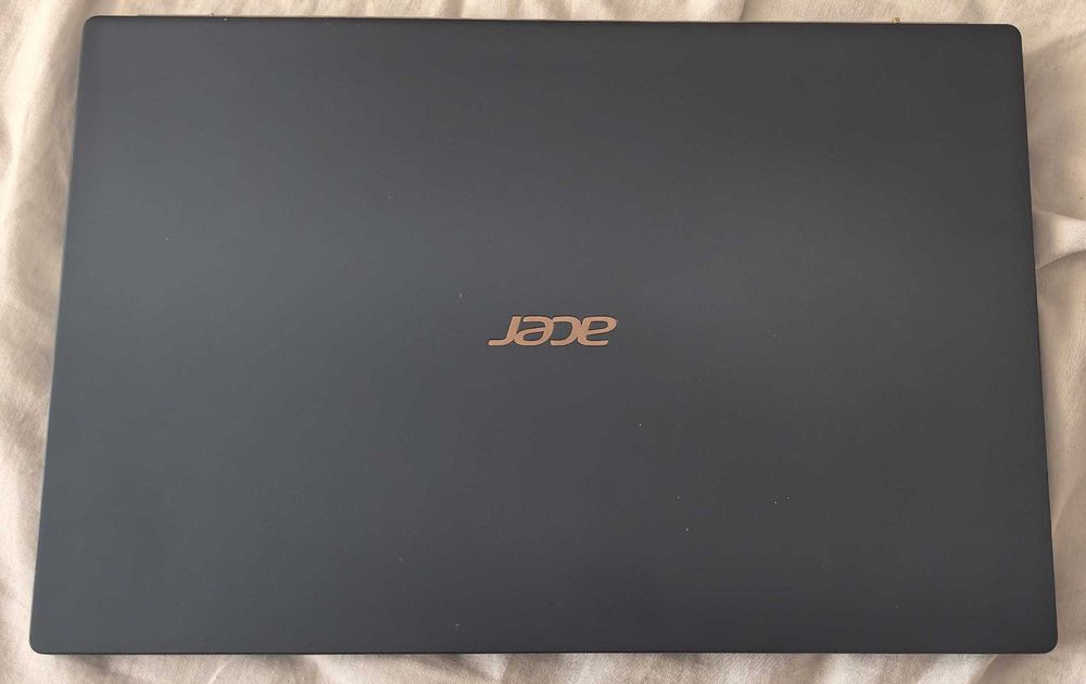 Laptop Acer Swift 5 SF514-54T i7-1065G7 16GB RAM 512GB SSD TOUCHSCREEN