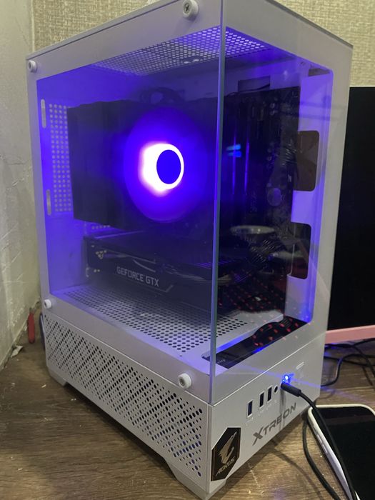 Компьютер ПК в сборке