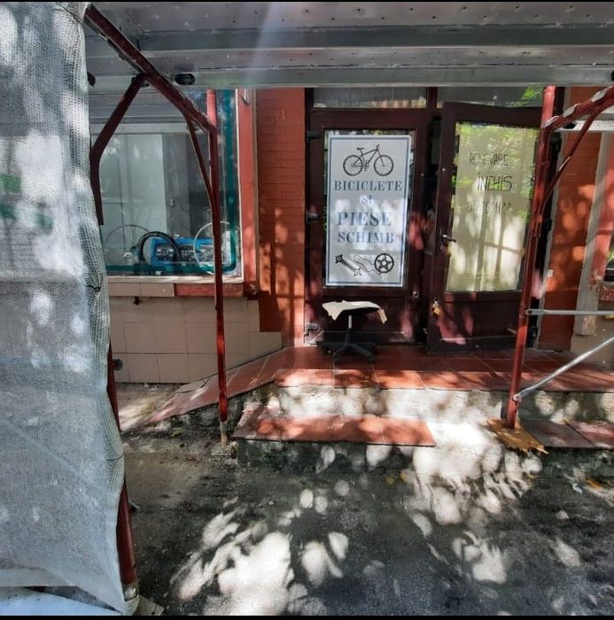 Spatiu comercial/birouri de vânzare