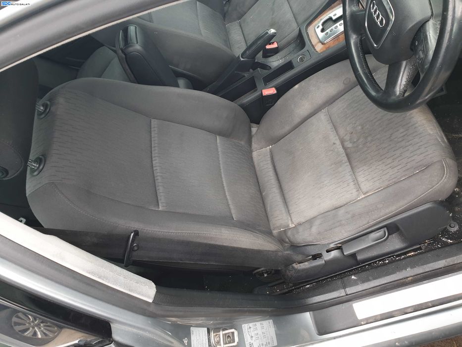 Scaun Dreapta Fata Textil Manual Fara Incalzire Audi A4 B7 2004 - 2008 [K7949]
