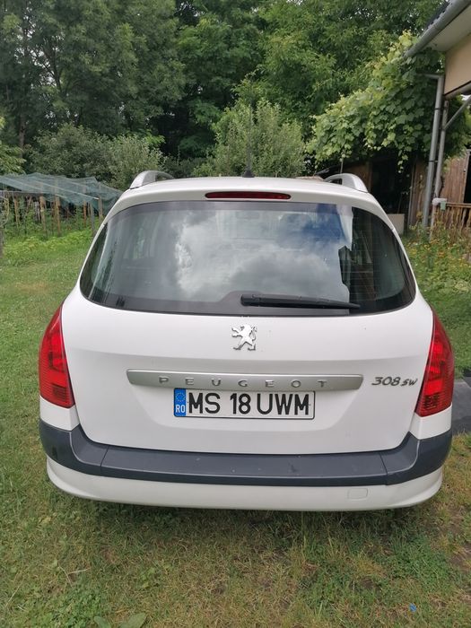 Vând Peugeot 308 sw 16hdi 2010