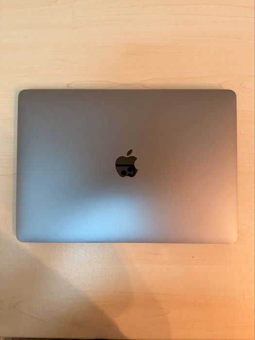 MacBook Pro 13” M1 (2020) — Silver