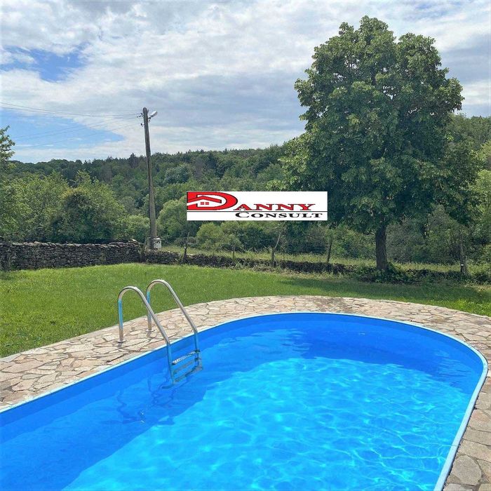 Реновирана къща за продажба в с. Коевци - обл. Велико Търново