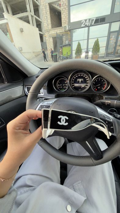 Очки chanel , fendi