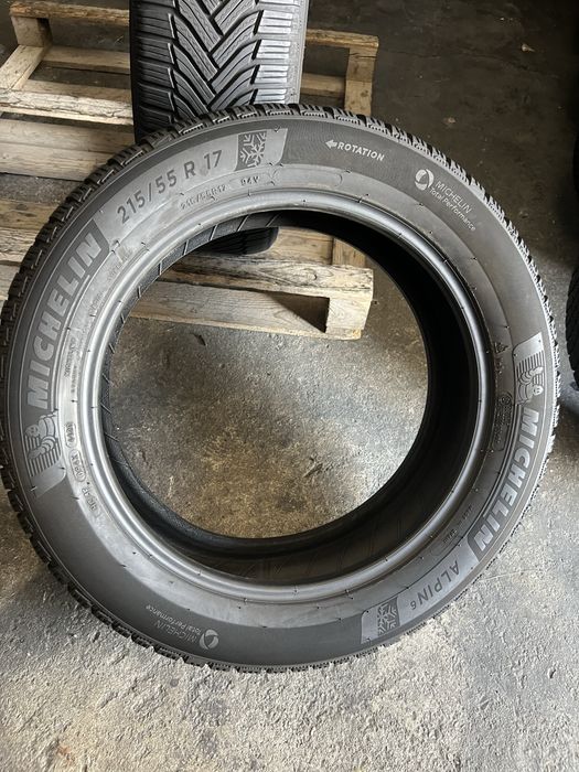 2 anvelope de iarna 215/55/17 Michelin!