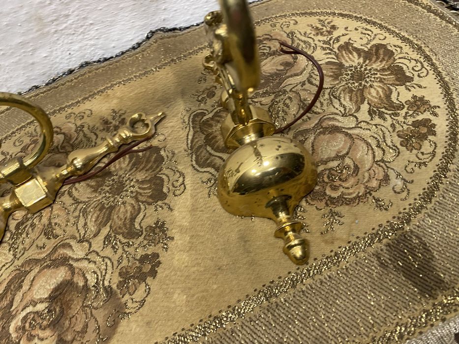 Чифт френски аплици от масивен месинг стенни лампи