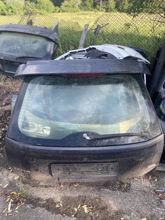 Задвн капак пета врата форд фокус ford focus 2008