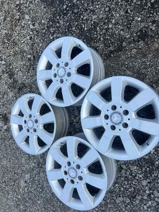 Оригинални джанти Мерцедес 5/112 Mercedes A klasse,B klasse 5x112

Упо