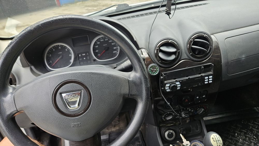 DACIA Duster 2012 — imagine 3