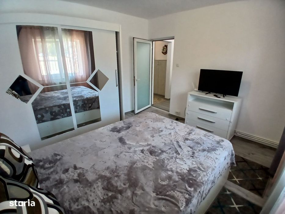 Vand Apartament 2 camere SUPERB,RENOVAT mobilat si utilat