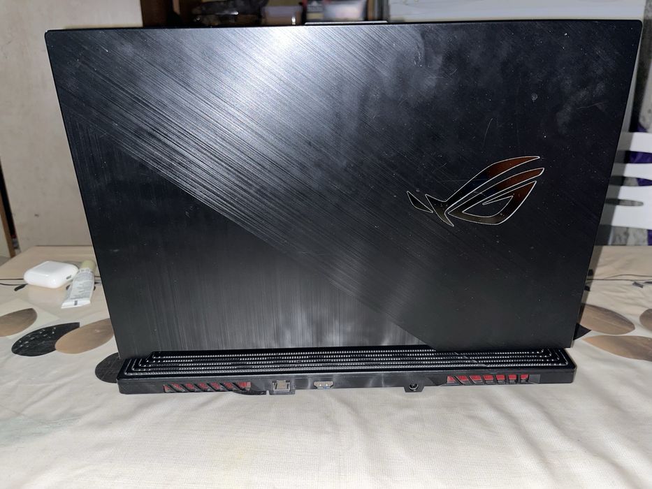 Ноутбук для игр и тд