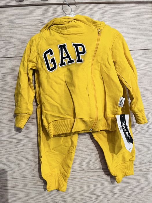 Продам детские костюмы