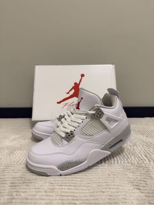 Air Jordan 4 Retro White Oreo