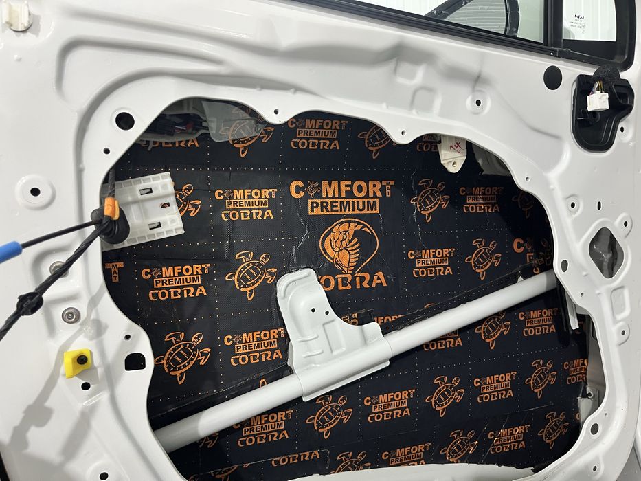 Шумоизоляция авто !!!