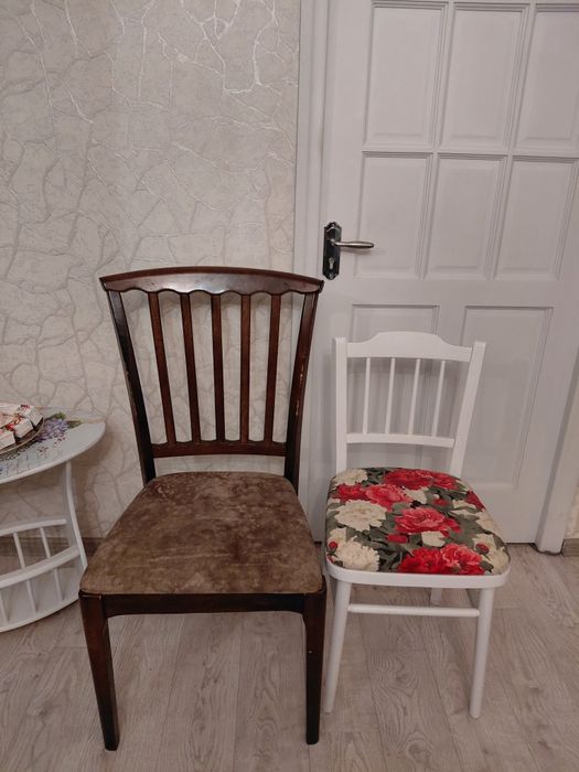 Стул деревянный под реставрацию.