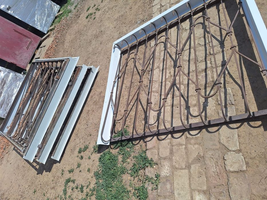 Продам решетки на окна